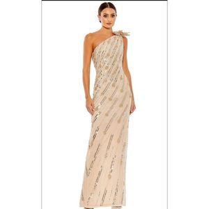 NWTMac Duggal 93739 Rosette Sequin Crystal One-Shoulder Gown Sz 10